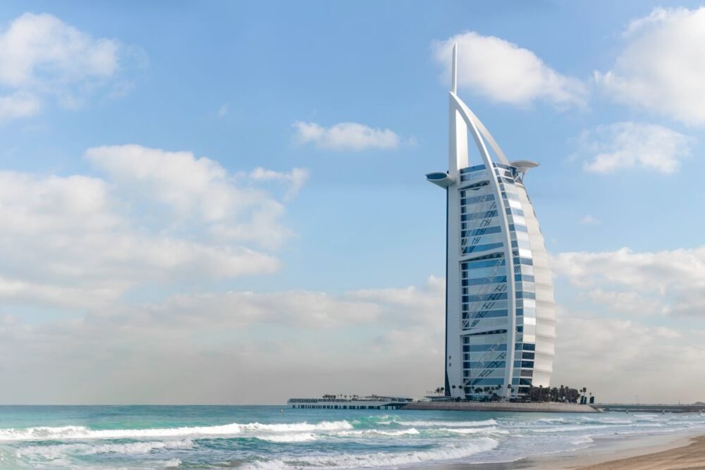 Business Bay Emerges as Value Alternative to DIFC as Prime Rents Diverge